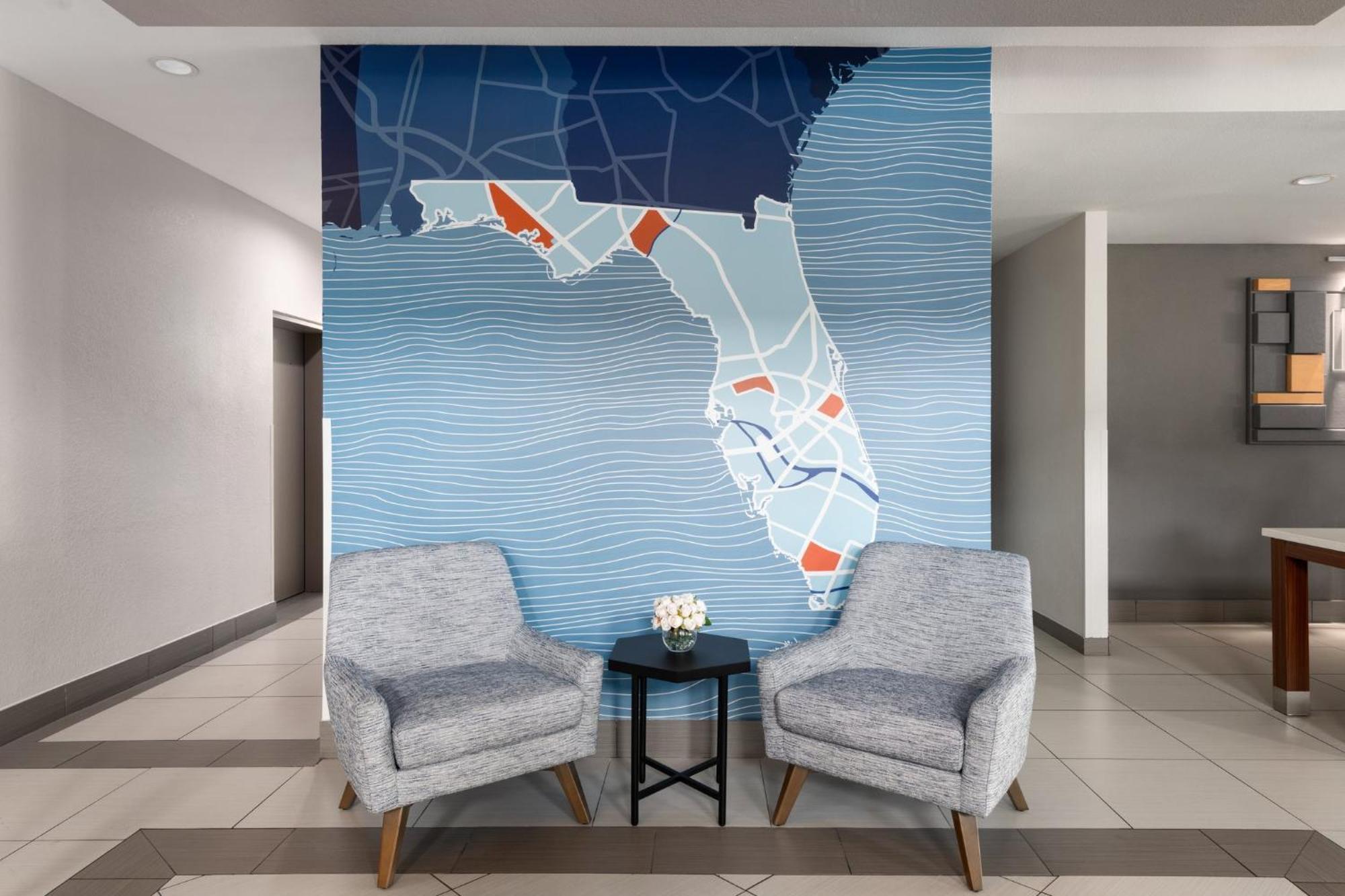 Holiday Inn Express & Suites Boynton Beach West By Ihg Bagian luar foto