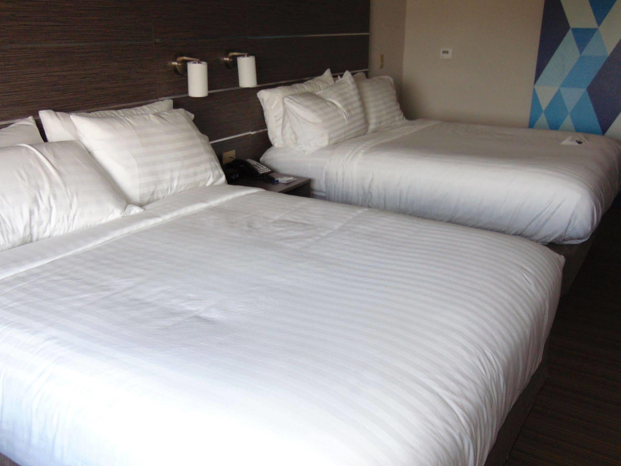 Holiday Inn Express & Suites Boynton Beach West By Ihg Bagian luar foto